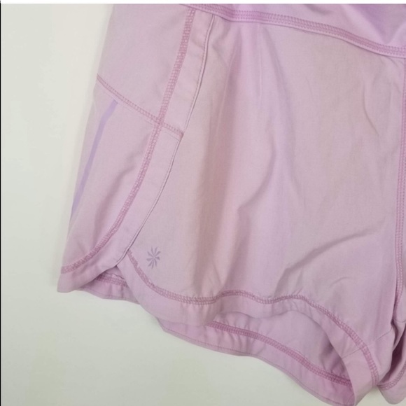 Athleta Pulse short - petal lilac - Picture 3 of 7